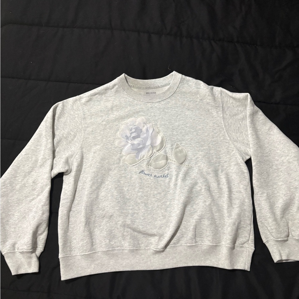 Hollister Gray Floral Sweater